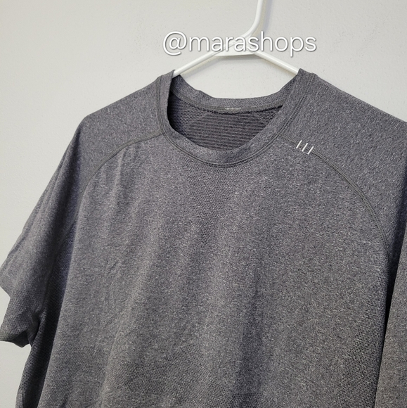 Lululemon Metal Vent Tech Short Sleeve - Picture 2 of 6